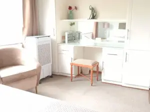 Flat/Apartment to Rent in Avondale