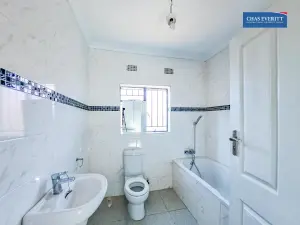 3 Bedroom House to Rent in Zimre Park