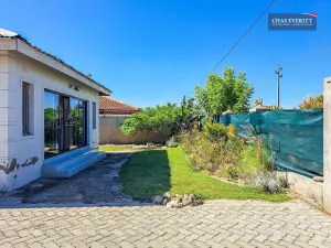 3 Bedroom House to Rent in Zimre Park