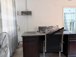 Office to Rent in Emerald Hill