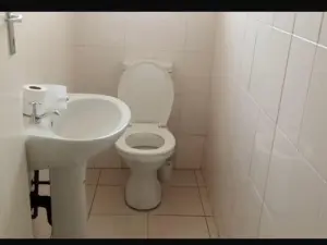 Flat/Apartment to Rent in Zimre Park