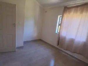 2 Bedroom Cottage/Garden Flat to Rent in Glen Lorne