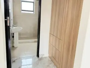 4 Bedroom House to Rent in Bloomingdale