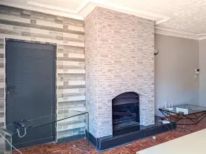 4 Bedroom House to Rent in Greystone Park