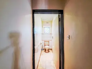 4 Bedroom House to Rent in Greystone Park