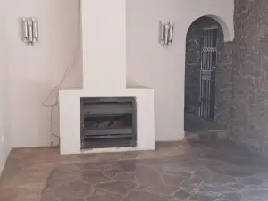 3 Bedroom House to Rent in Greendale North