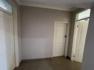 4 Bedroom House to Rent in Arlington