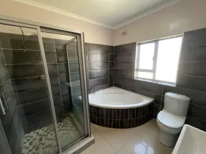 4 Bedroom House to Rent in Arlington