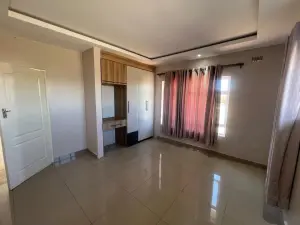 4 Bedroom House to Rent in Arlington