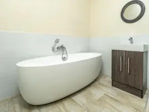 Townhouse/Cluster to Rent in Avondale