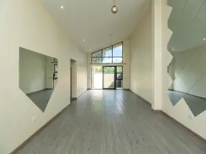 Townhouse/Cluster to Rent in Avondale