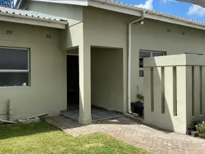 Flat/Apartment to Rent in Newlands