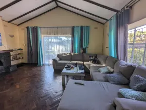 3 Bedroom House to Rent in Athlone