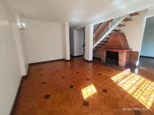 Townhouse/Cluster to Rent in Newlands