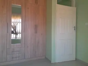 3 Bedroom Cottage/Garden Flat to Rent in Mount Pleasant Heights