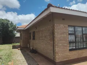 3 Bedroom Cottage/Garden Flat to Rent in Mount Pleasant Heights