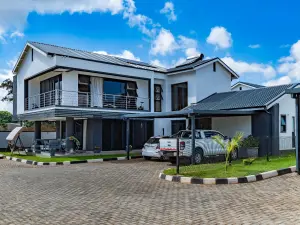 Townhouse/Cluster to Rent in Helensvale