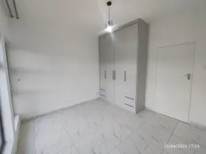 Flat/Apartment to Rent in Avondale West