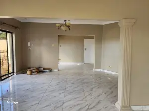 6 Bedroom House to Rent in Manresa