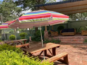 9 Bedroom House to Rent in Greystone Park