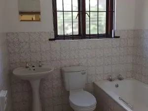 Townhouse/Cluster to Rent in Newlands