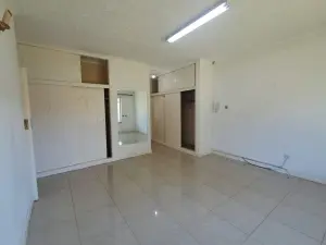 6 Bedroom House to Rent in Gunhill