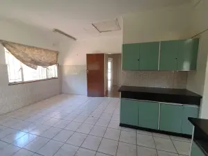 6 Bedroom House to Rent in Gunhill