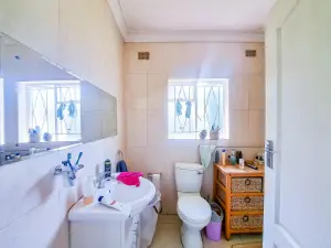 Flat/Apartment to Rent in Highlands