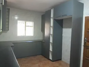 3 Bedroom House to Rent in Haig Park