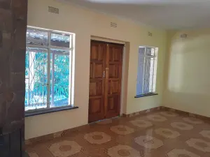 3 Bedroom House to Rent in Haig Park
