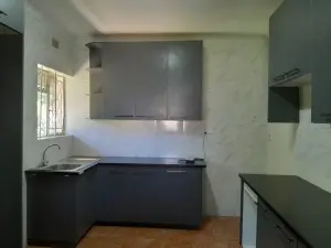 3 Bedroom House to Rent in Haig Park