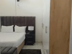 Townhouse/Cluster to Rent in Newlands