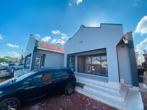 Flat/Apartment to Rent in Bluff Hill