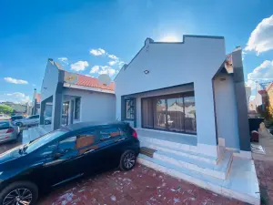 Flat/Apartment to Rent in Bluff Hill