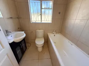 Townhouse/Cluster to Rent in Highlands