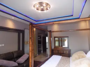 7 Bedroom House to Rent in Rolf Valley