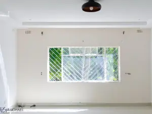 8 Bedroom House to Rent in Glen Lorne