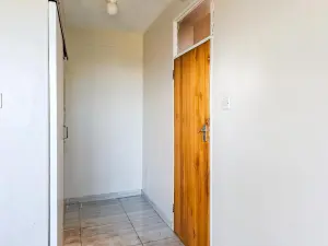 Flat/Apartment to Rent in Eastlea