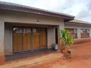 Cottage/Garden Flat for Sale