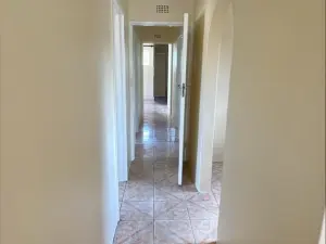 3 Bedroom House to Rent in Msasa Park