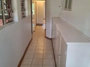 3 Bedroom House to Rent in Greendale