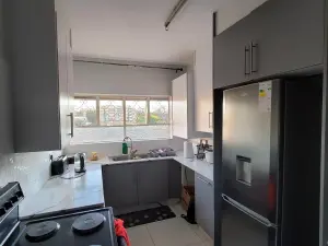 Flat/Apartment to Rent in Avenues