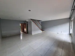 Townhouse/Cluster to Rent in Avenues