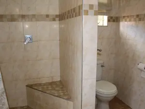 5 Bedroom House to Rent in Avondale