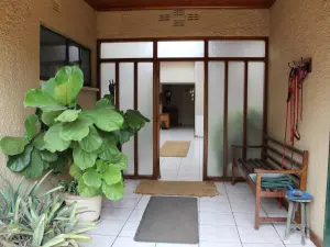 5 Bedroom House to Rent in Avondale