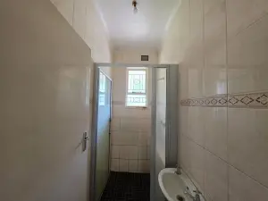 Flat/Apartment to Rent in Avondale