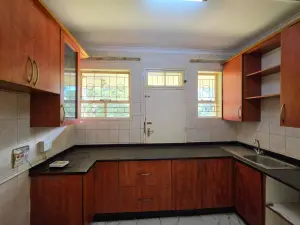 Flat/Apartment to Rent in Avondale