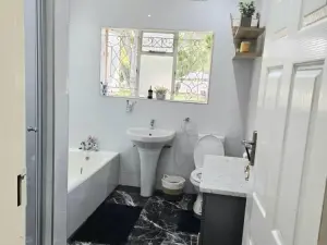 4 Bedroom House to Rent in Westgate