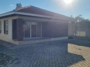 Townhouse/Cluster to Rent in Waterfalls