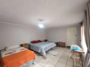 4 Bedroom House to Rent in Greendale